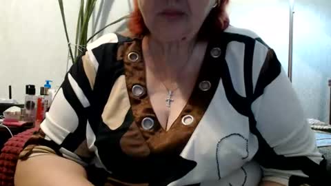 Snapshot of peggysoft chatting on July 6, 6:21 pm PeggySoft online show from July 6, 6:21 pm