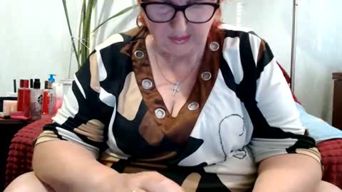 Snapshot of peggysoft chatting on July 13, 2:25 am PeggySoft online show from July 13, 2:25 am