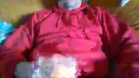 Snapshot of pegme80 chatting on April 3, 6:44 am pegme80 online show from April 3, 6:44 am