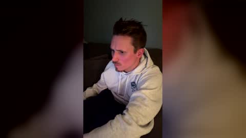 Snapshot of pegmyazz81 chatting on March 7, 4:42 am pegmyazz81 online show from March 7, 4:42 am