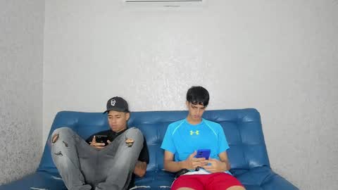CAIN-19  ALLEN-18 RONALD-18 AUSTIN-18 MOD DANTE online show from December 10, 8:49 pm