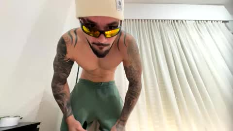 penebunny online show from December 17, 10:54 am