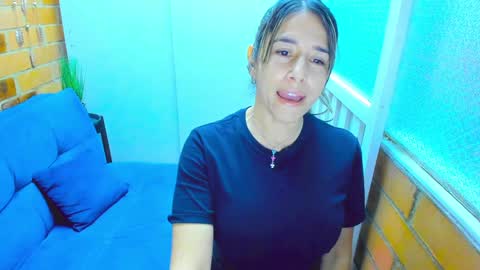 Snapshot of penelope47 chatting on December 18, 6:25 pm Penelope online show from December 18, 6:25 pm