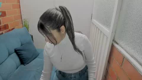 Penelope online show from July 30, 7:02 pm