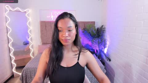 penelope online show from January 4, 4:01 am