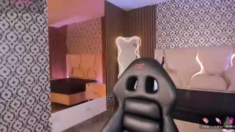 penelope online show from December 23, 3:15 am