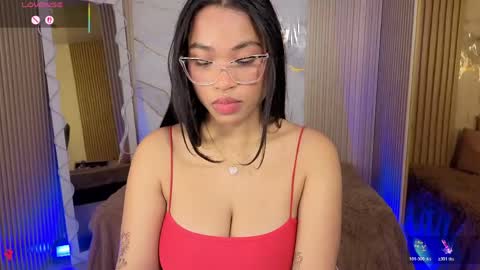 Snapshot of penelope_tay chatting on April 23, 3:19 am penelope online show from April 23, 3:19 am