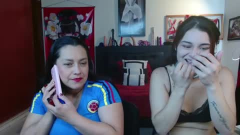 Penelope and my girlfriend Marilyn online show from June 17, 2:18 pm