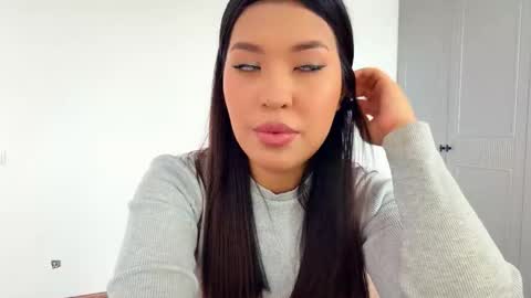 Adel online show from February 5, 9:14 am