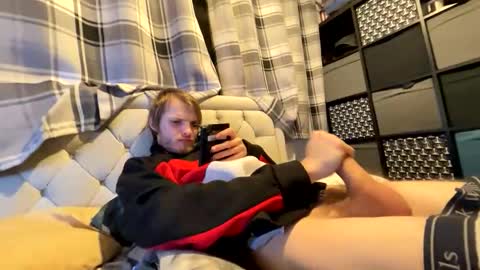 Penguin online show from September 13, 9:58 pm