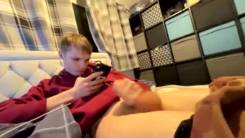 Penguin online show from October 30, 3:08 am