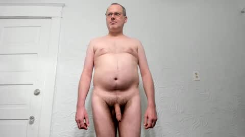 Snapshot of penis_dance chatting on December 31, 1:47 am Vincent Howard online show from December 31, 1:47 am