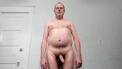Snapshot of penis_dance chatting on January 1, 1:47 am Vincent Howard online show from January 1, 1:47 am