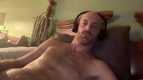 Snapshot of pennbubble chatting on September 29, 3:22 am Bubble Butt In Pennsylvania online show from September 29, 3:22 am