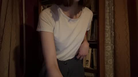 Snapshot of pennilinka chatting on March 28, 2:00 am Alya online show from March 28, 2:00 am