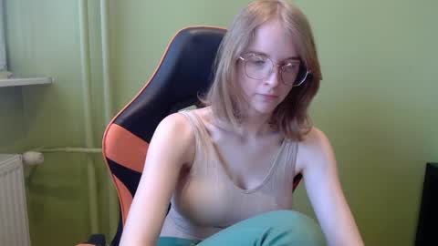 Snapshot of penny_lust chatting on March 28, 2:16 pm Penny online show from March 28, 2:16 pm