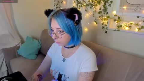 Snapshot of penny_stanley chatting on September 10, 3:06 am penny online show from September 10, 3:06 am