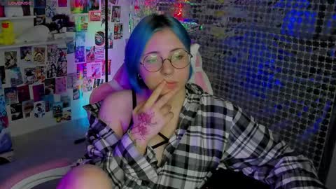 Snapshot of penny_stanley chatting on September 27, 2:27 am penny online show from September 27, 2:27 am