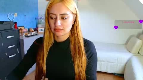 Snapshot of pennyy__ chatting on March 23, 10:30 am Hi Im Penelope better vibrations 1111 online show from March 23, 10:30 am