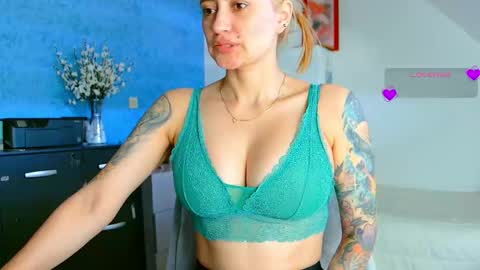Hi Im Penelope  better vibrations  1111 online show from April 26, 11:41 am