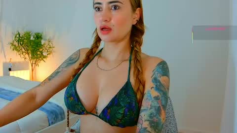 Hi Im Penelope  better vibrations  1111 online show from June 9, 8:26 am