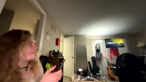 Snapshot of penutbuttajelllytime chatting on April 10, 1:33 am Penutbuttajelllytime online show from April 10, 1:33 am