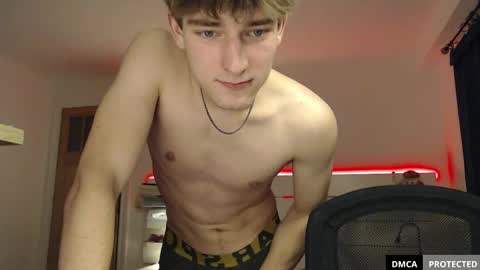 cutebelgianboy online show from February 28, 10:17 pm