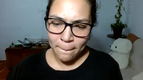 Megan online show from June 20, 4:04 am