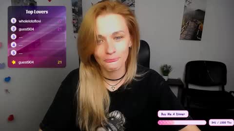 Snapshot of peppymia chatting on November 25, 10:59 am Mia online show from November 25, 10:59 am