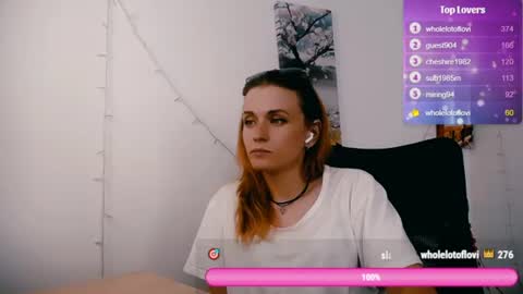 Mia online show from July 6, 3:03 pm
