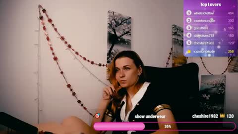 Mia online show from July 26, 6:43 am