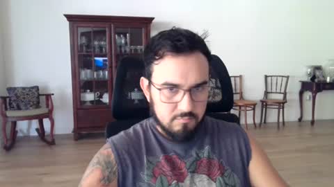 peprau online show from July 26, 5:42 pm