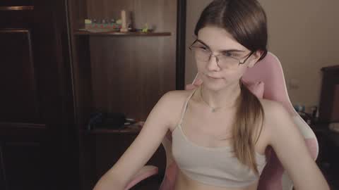 Farida online show from December 9, 12:45 am