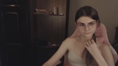 Farida online show from January 16, 2:19 am