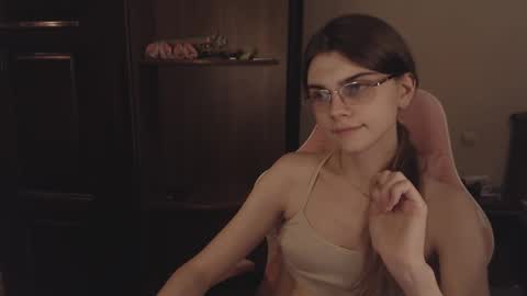 Farida online show from February 21, 1:55 am