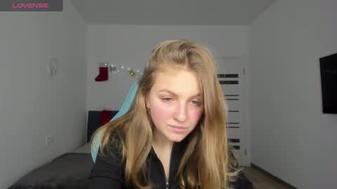 PerditaPravdina online show from December 11, 9:01 pm