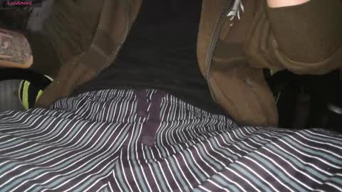 peregrintpelfox online show from November 29, 8:17 am