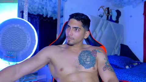 Snapshot of perfec_king00 chatting on October 31, 2:34 am Jacob online show from October 31, 2:34 am