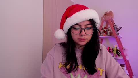 Sarah Ana Banana online show from December 23, 2:07 pm