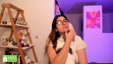 Sarah Ana Banana online show from June 5, 1:34 am