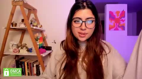 Sarah Ana Banana online show from June 12, 12:31 am