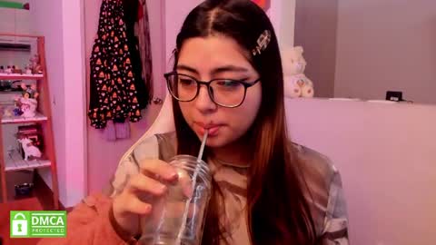 Sarah Ana Banana online show from June 24, 12:37 pm