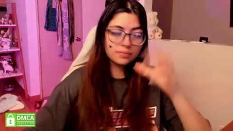 Sarah Ana Banana online show from July 13, 10:18 am