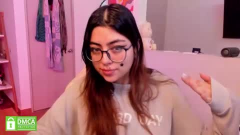 Sarah Ana Banana online show from July 16, 1:39 pm