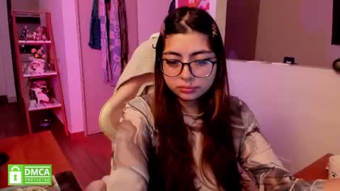 Sarah Ana Banana online show from July 18, 11:03 am