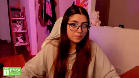 Sarah Ana Banana online show from August 4, 3:53 am