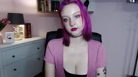 Madeline online show from January 9, 6:57 pm