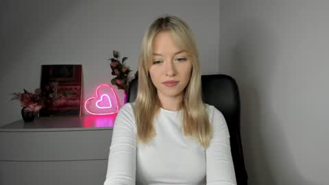 Cindy online show from December 4, 6:22 am