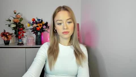 Cindy online show from November 20, 6:35 am