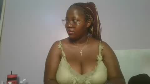 Snapshot of periwinkle20 chatting on December 14, 3:06 pm Taurus online show from December 14, 3:06 pm